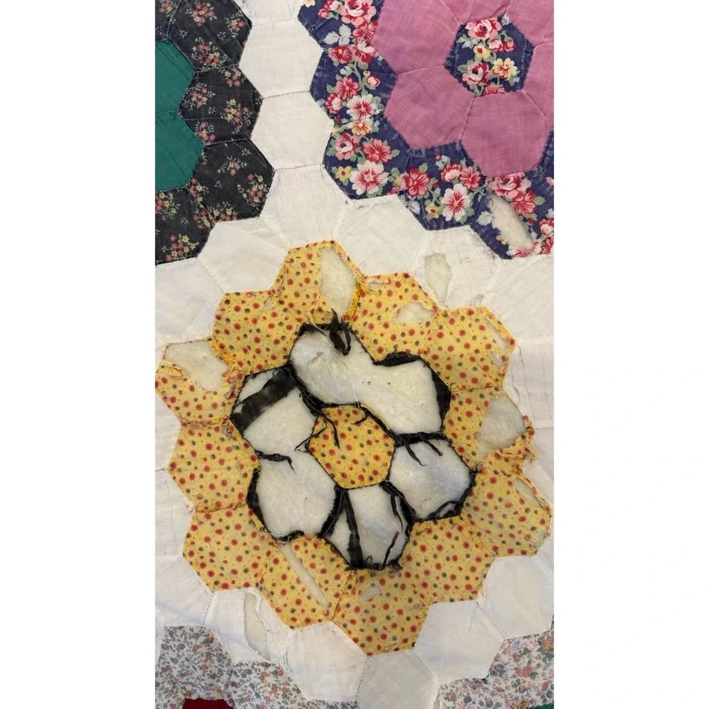 Vintage Grandmother's Flower Garden Quilt 89